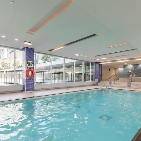 Gorgeous 1Br W/Parking Across The Scotiabank Arena Leilighet Toronto Eksteriør bilde